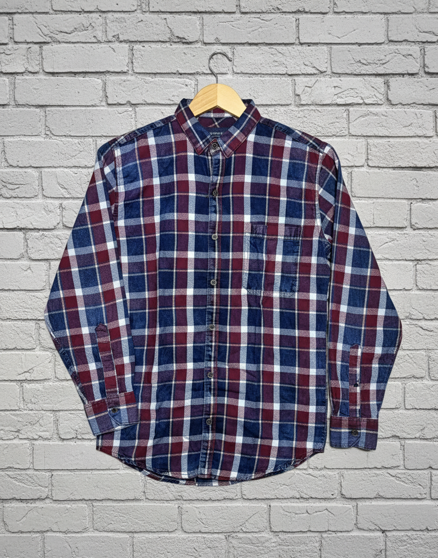 Stylish Checkered Casual Shirt for Men – Comfort Meets Versatility